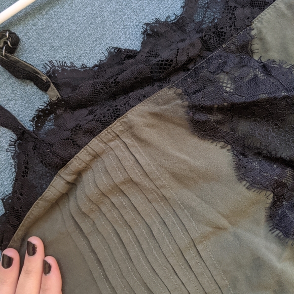 Torrid Olive Green Linen & Lace Babydoll Blouse - Picture 4 of 4